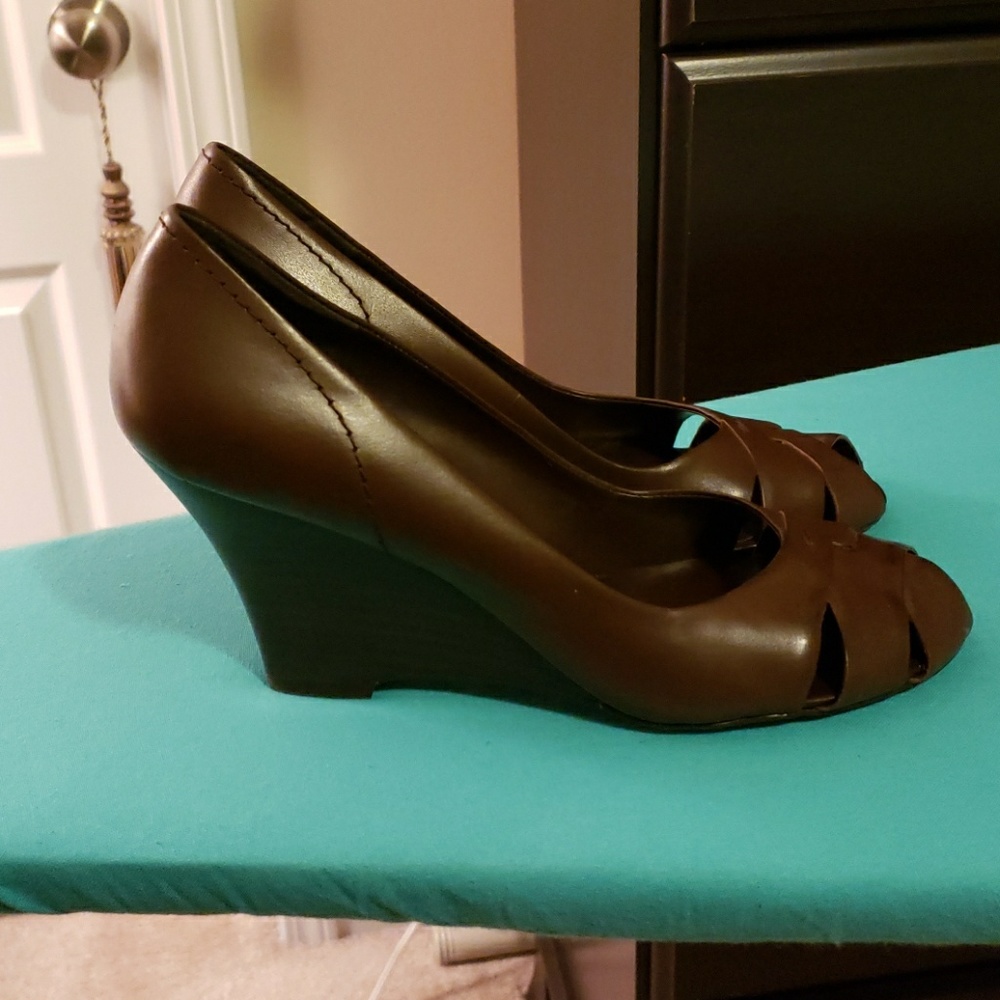 Wedges - Picture 2 of 2